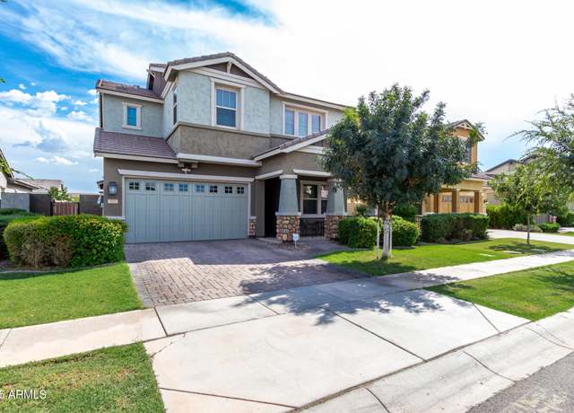 Property at 3927 E Arabian Dr, Gilbert, AZ 85296, 6 beds, 5 baths