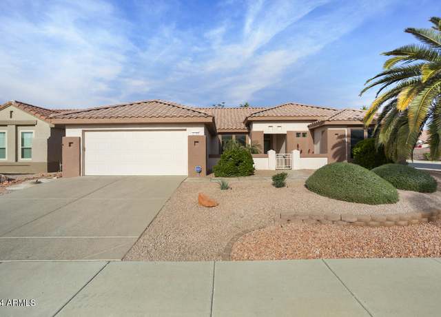 Property at 15744 W Clear Canyon Dr, Surprise, AZ 85374, 2 beds, 1.75 baths