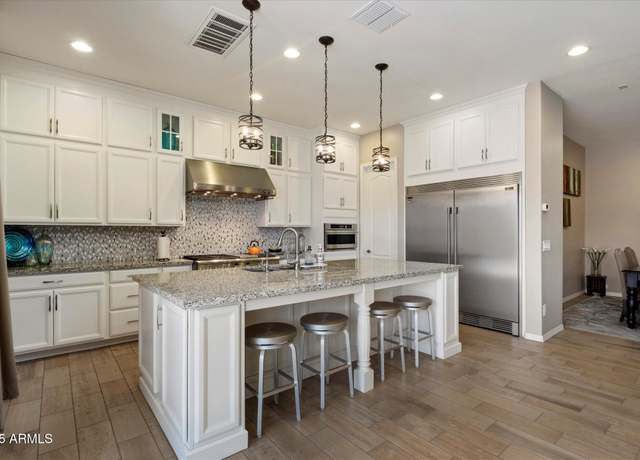 Property at 1495 W Redondo Dr, Gilbert, AZ 85233, 4 beds, 2.5 baths
