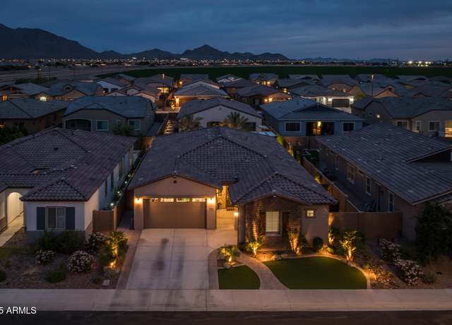 Property at 2343 E Kelly Dr, Gilbert, AZ 85298, 4 beds, 3 baths