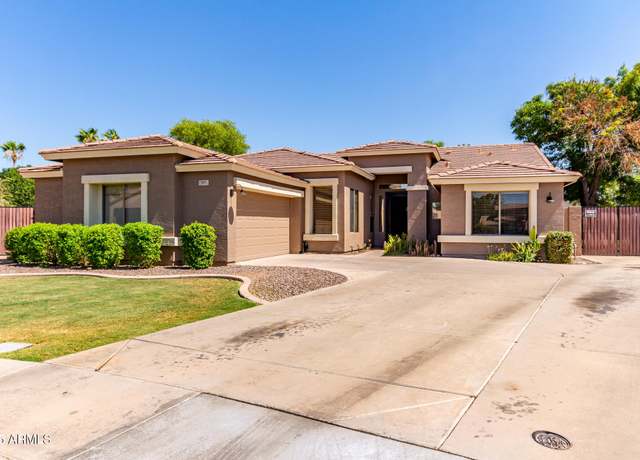 Property at 557 S Lemon Ct, Gilbert, AZ 85296, 5 beds, 2 baths
