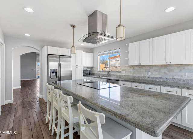 Property at 15848 N 32nd Pl, Phoenix, AZ 85032, 3 beds, 2 baths