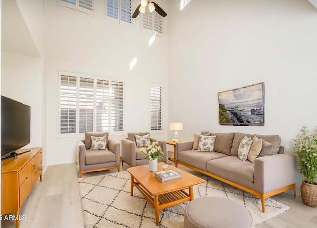 Property at 1024 E Frye Rd #1090, Phoenix, AZ 85048, 3 beds, 2.5 baths