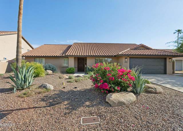 Property at 5903 E Paradise Ln, Scottsdale, AZ 85254, 4 beds, 2.5 baths