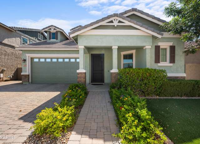 Property at 829 S Soho Ln, Chandler, AZ 85225, 4 beds, 3.5 baths