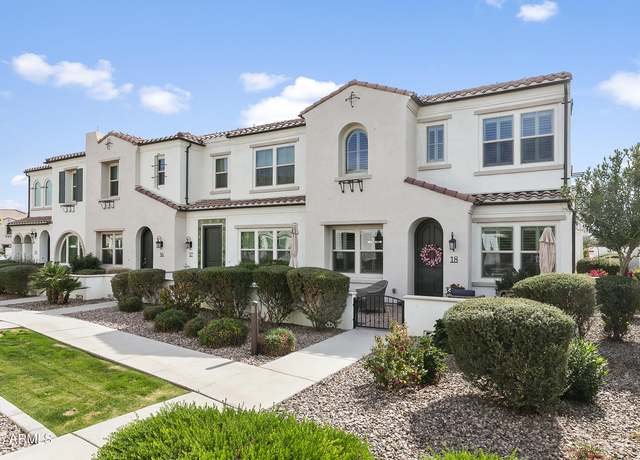 Property at 2477 W Market Pl #18, Chandler, AZ 85248, 4 beds, 3 baths