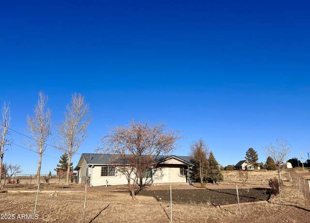 Property at 7130 White Gate Way, Show Low, AZ 85901, 5 beds, 3 baths