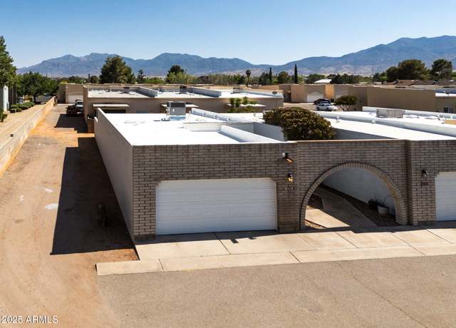 Property at 398 Magdalena Ct, Sierra Vista, AZ 85635, 2 beds, 2 baths