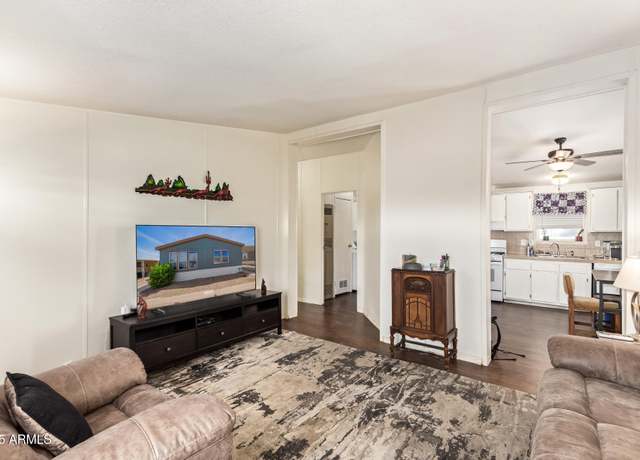 Property at 2609 W Southern Ave #108, Tempe, AZ 85282, 3 beds, 2 baths