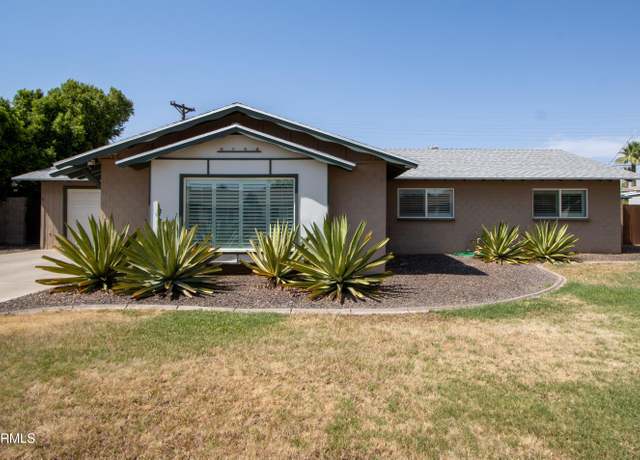 Property at 8632 E Thornwood Dr, Scottsdale, AZ 85251, 4 beds, 2 baths