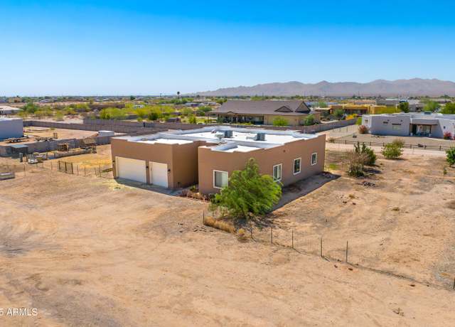Property at 25535 W Hunter Dr, Wittmann, AZ 85361, 4 beds, 2 baths