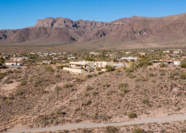 Property at 3168 S Yaqui Ln, Gold Canyon, AZ 85118, 4 beds, 3.5 baths