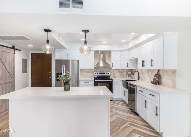 Property at 7930 E Camelback Rd #111, Scottsdale, AZ 85251, 2 beds, 2 baths