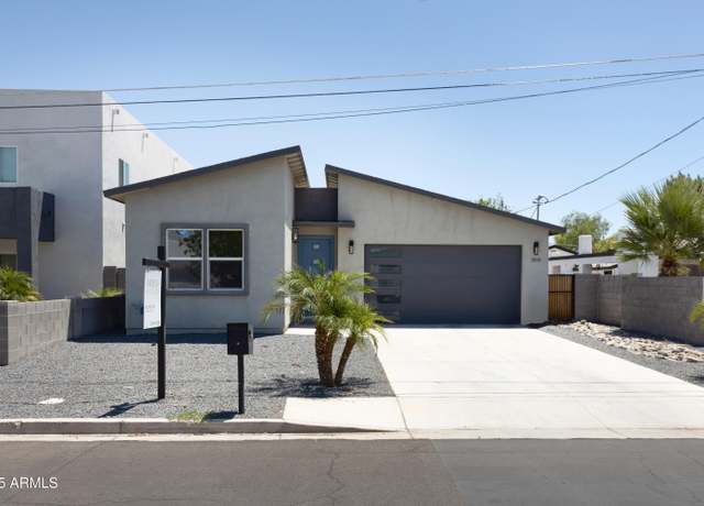 Property at 2819 N 28th Pl, Phoenix, AZ 85008, 4 beds, 2 baths