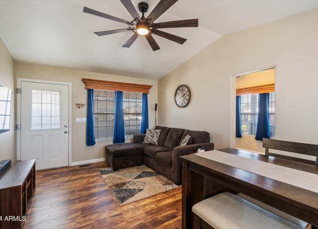 Property at 10960 N 67th Ave #122, Glendale, AZ 85304, 2 beds, 2 baths