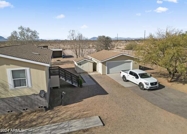 Property at 4020 N 371st Ave, Tonopah, AZ 85354, 3 beds, 2 baths