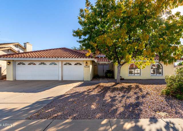 Property at 3315 E Hampton Ave, Mesa, AZ 85204, 3 beds, 2 baths
