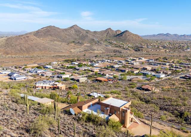 Property at 2926 W Maddock Rd, Phoenix, AZ 85086, 4 beds, 3 baths