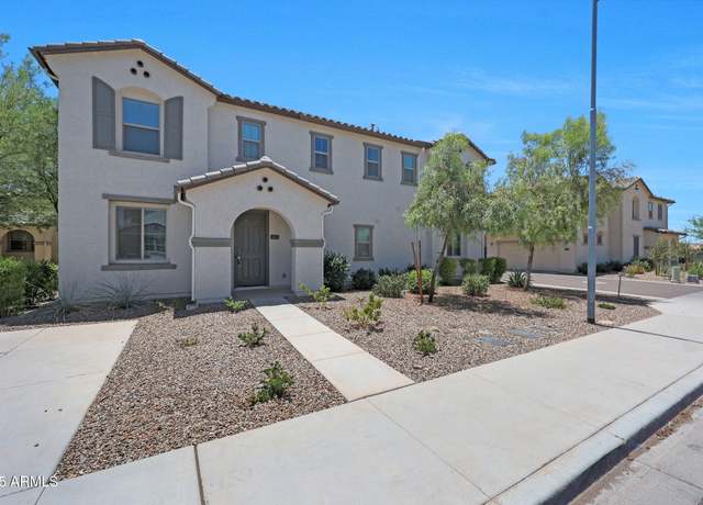 Property at 5805 W Warner St, Phoenix, AZ 85043, 3 beds, 2.5 baths