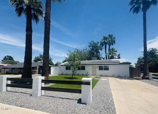 Property at 2201 N 29th Pl, Phoenix, AZ 85008, 3 beds, 2 baths