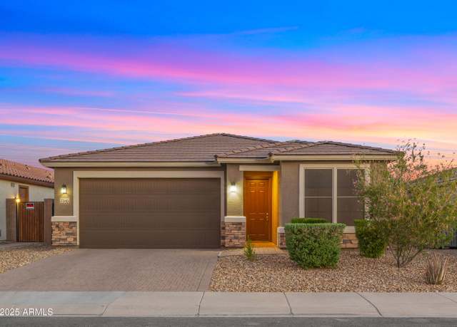 Property at 7545 W Superior Ave, Phoenix, AZ 85043, 4 beds, 3 baths