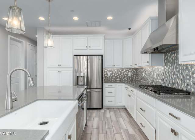 Property at 1848 S Follett Way, Gilbert, AZ 85295, 3 beds, 2.5 baths