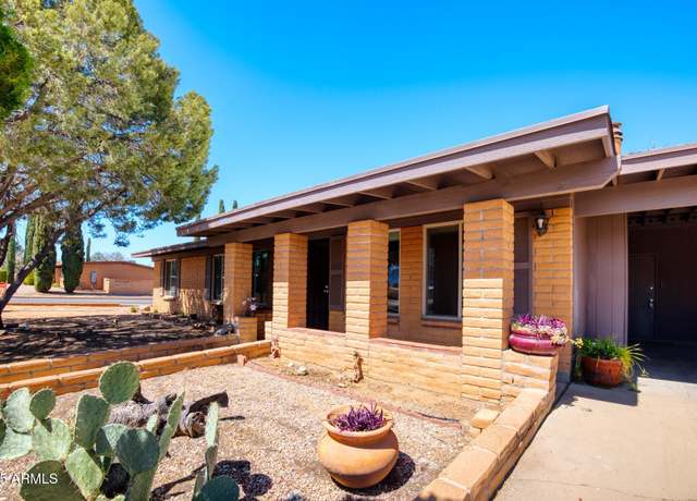 Property at 3611 Blackbird Dr, Sierra Vista, AZ 85635, 4 beds, 2 baths