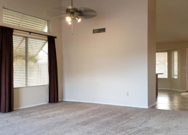 Property at 7825 W Crocus Dr, Peoria, AZ 85381, 2 beds, 2 baths