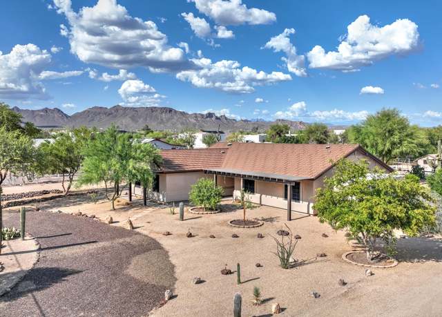Property at 833 N 110th St, Mesa, AZ 85207, 3 beds, 2 baths