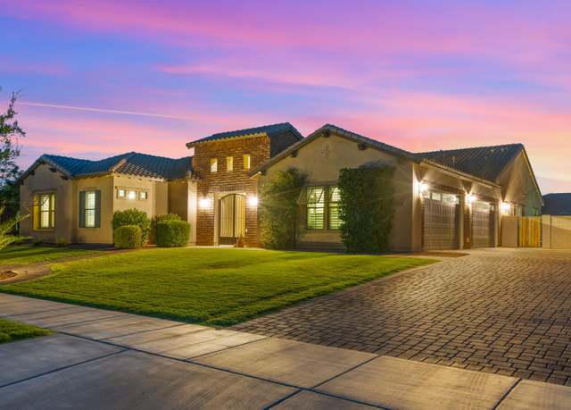 Property at 17850 E Bronco Ct, Queen Creek, AZ 85142, 5 beds, 3.5 baths