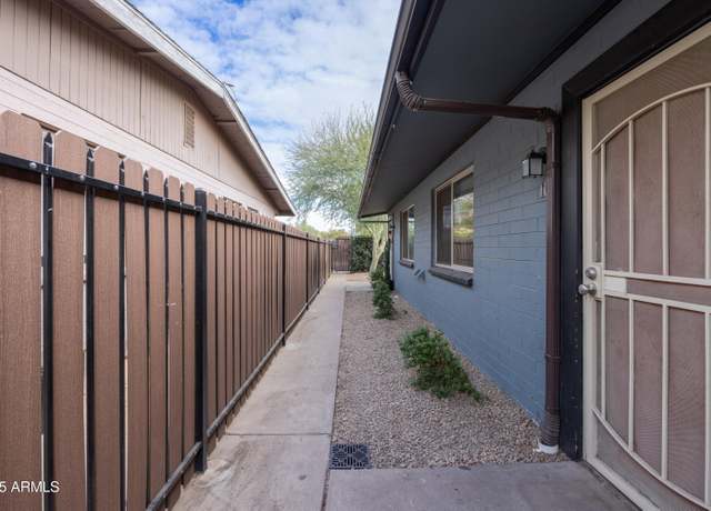 Property at 9450 N 17th Ave, Phoenix, AZ 85021, 3 beds, 3 baths