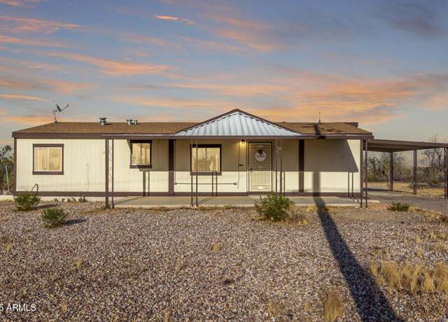 Property at 3349 N Ralston Rd, Maricopa, AZ 85139, 3 beds, 2 baths