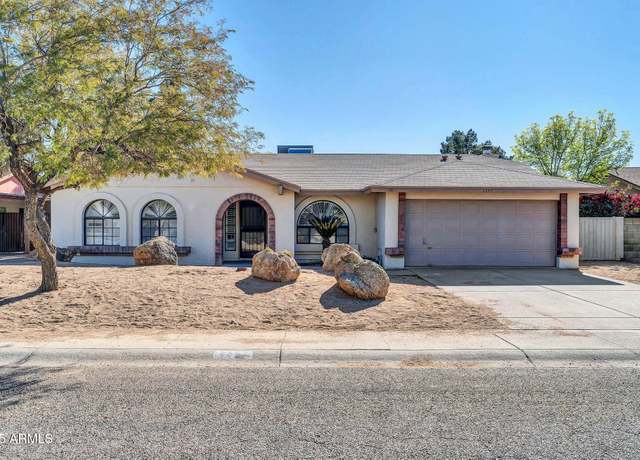 Property at 7357 W Canterbury Dr, Peoria, AZ 85345, 3 beds, 2 baths