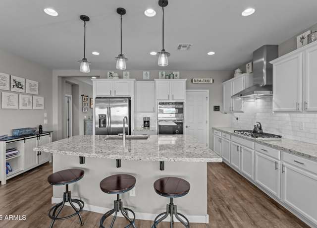 Property at 4246 Stage Stop Way, Wickenburg, AZ 85390, 2 beds, 2 baths