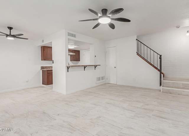 Property at 5225 N 42nd Pkwy N, Phoenix, AZ 85019, 2 beds, 1 bath
