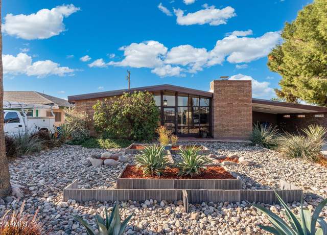 Property at 945 W 10th St, Mesa, AZ 85201, 3 beds, 2 baths