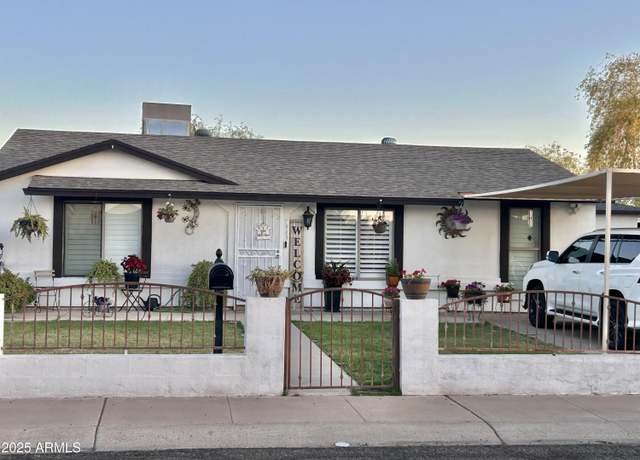 Property at 7943 W Mariposa Dr, Phoenix, AZ 85033, 3 beds, 2 baths