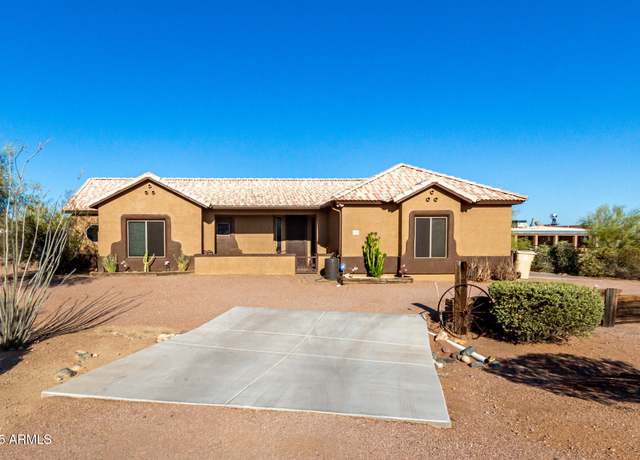 Property at 931 E Echo Cir, Apache Junction, AZ 85119, 3 beds, 2 baths