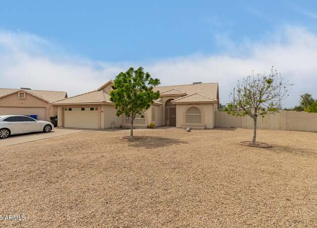 Property at 1818 N Saranac Cir, Mesa, AZ 85207, 3 beds, 2 baths
