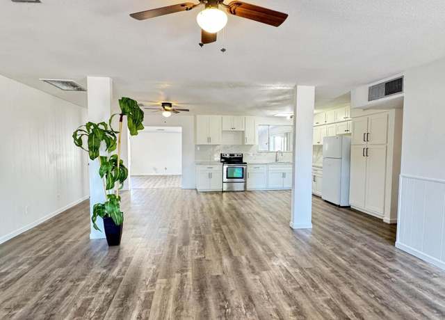 Property at 4916 W Earll Dr, Phoenix, AZ 85031, 3 beds, 2 baths