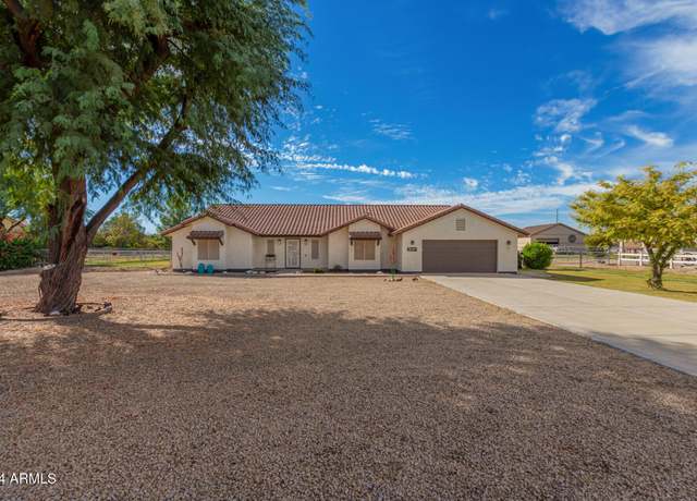 Property at 2810 S 201st Dr, Buckeye, AZ 85326, 4 beds, 2 baths