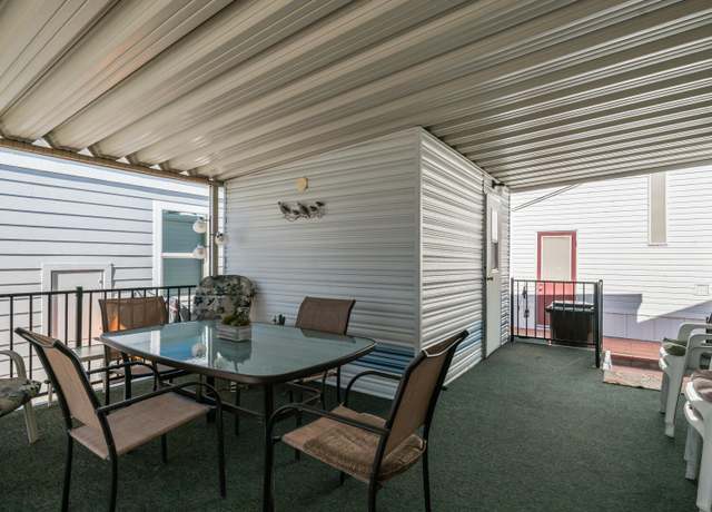 Property at 623 Hawks Eye Dr #623, Apache Junction, AZ 85119, 1 bed, 1 bath