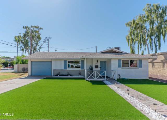 Property at 1749 E Medlock Dr, Phoenix, AZ 85016, 4 beds, 2 baths