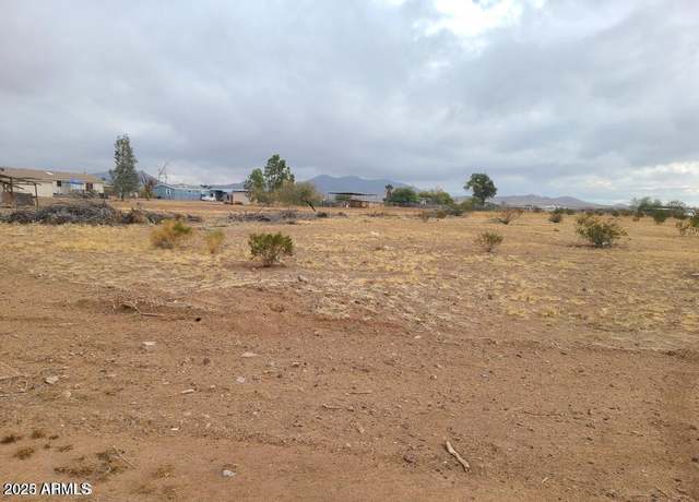 Property at 3132 N Saddle Vista Rd N #10, Tonopah, AZ 85354