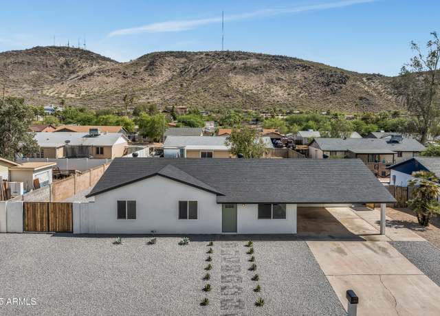 Property at 1523 W Surrey Ave, Phoenix, AZ 85029, 3 beds, 2 baths