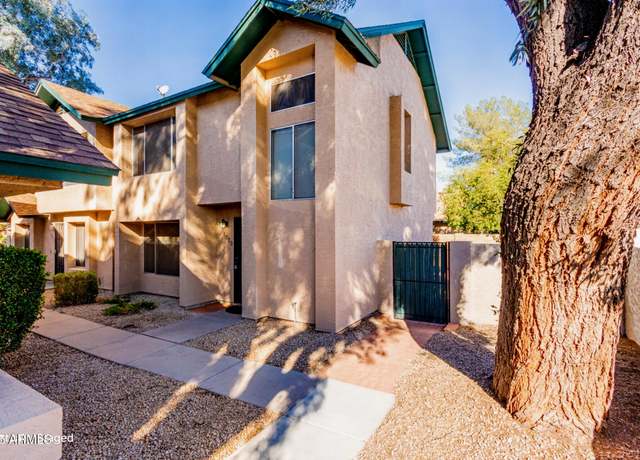 Property at 8039 N 48th Ave, Glendale, AZ 85302, 2 beds, 2.5 baths