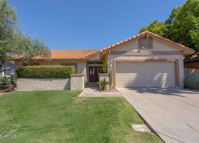Property at 1226 E Greenway Cir, Mesa, AZ 85203, 3 beds, 1.75 baths