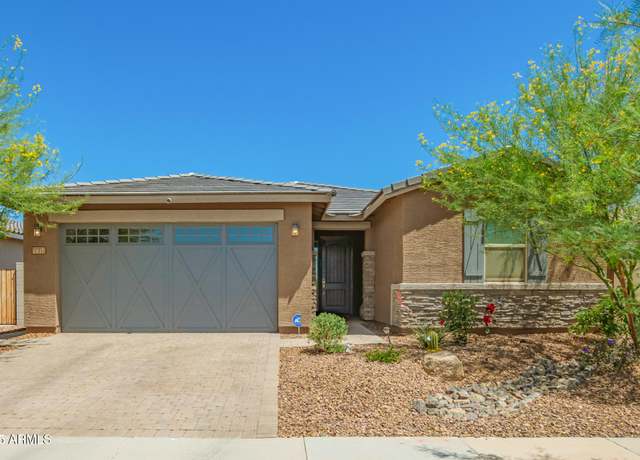 Property at 17352 W Red Fox Rd, Surprise, AZ 85387, 4 beds, 3 baths