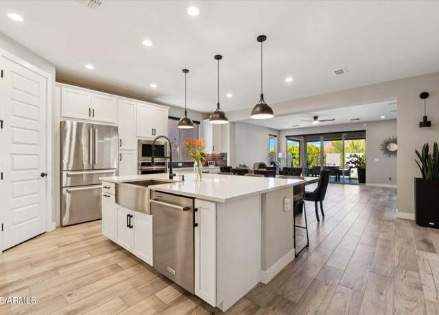 Property at 1946 W Horsetail Trl, Phoenix, AZ 85085, 3 beds, 2 baths
