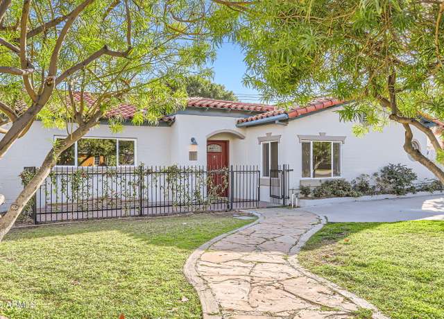 Property at 701 W Cambridge Ave, Phoenix, AZ 85007, 4 beds, 3 baths